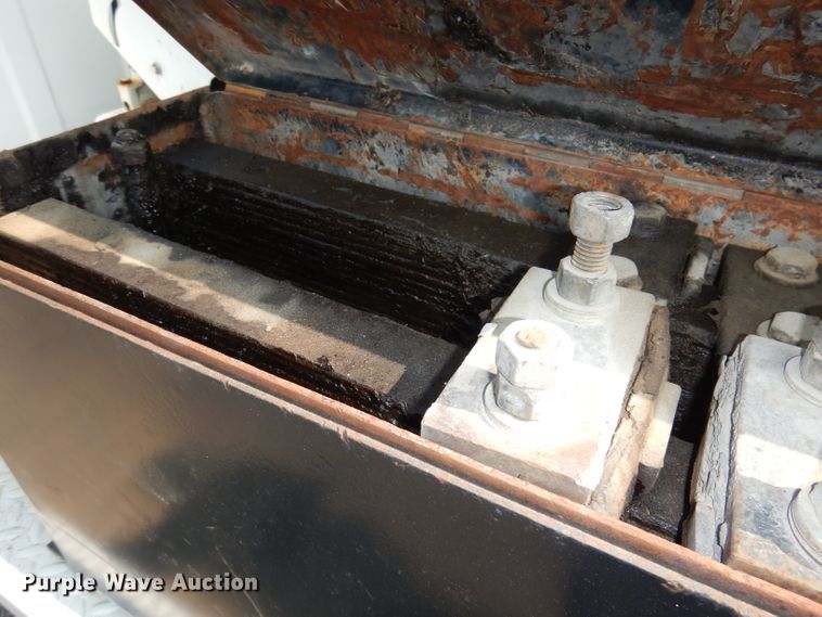 image for item HD9380 1983 GMC C7000  flatbed truck