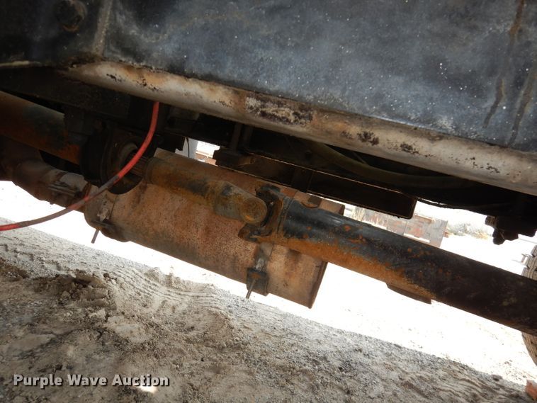 image for item HD9380 1983 GMC C7000  flatbed truck