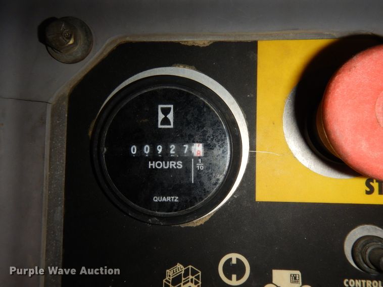 image for item HE9261 2001 Genie Z34/22  boom lift