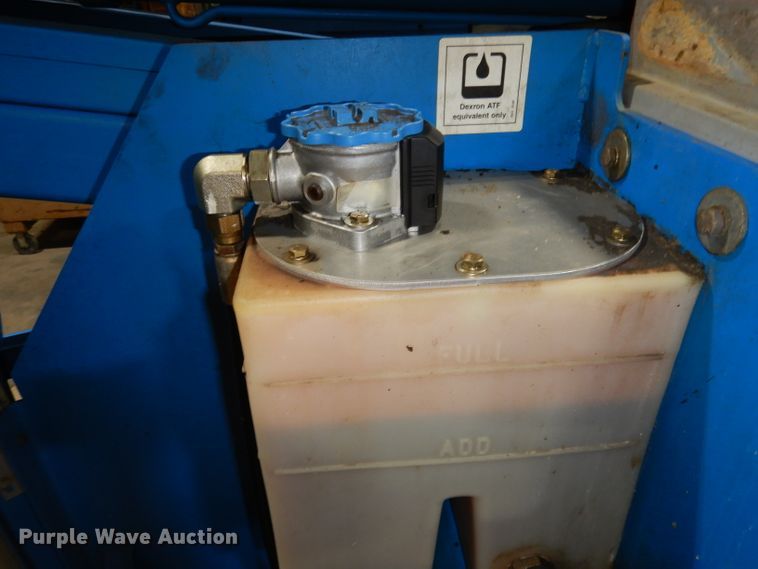 image for item HE9261 2001 Genie Z34/22  boom lift