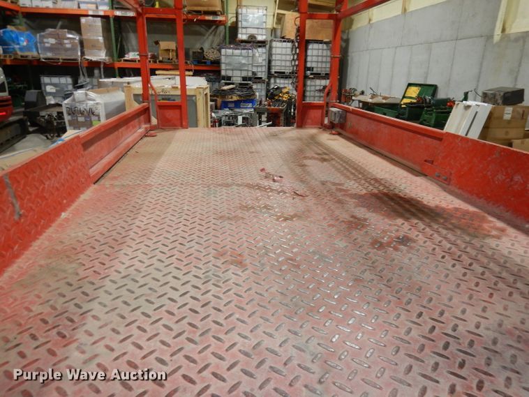 image for item HE9264 Sky Jack SJIII 4832  scissor lift