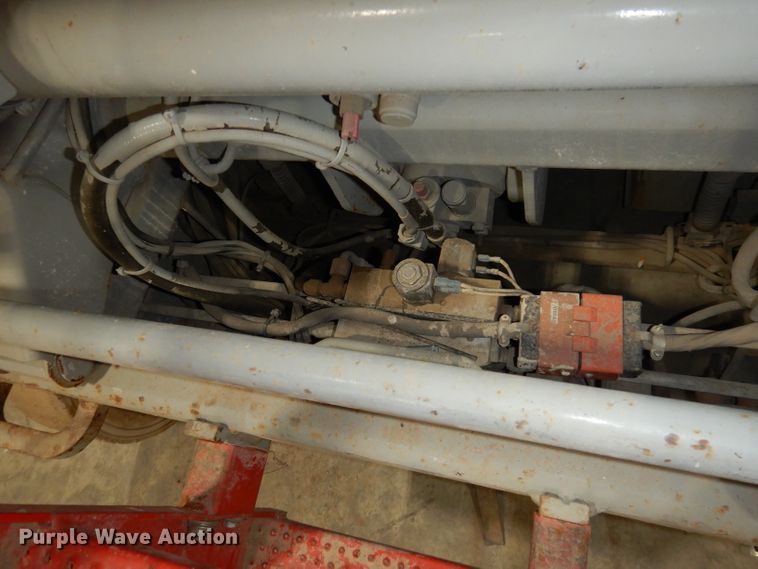 image for item HE9264 Sky Jack SJIII 4832  scissor lift