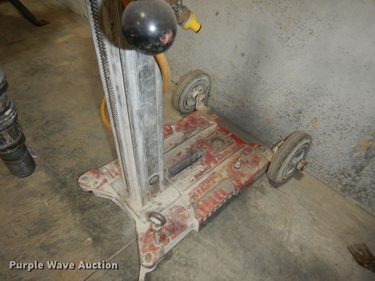 image for item HE9283 Hilti DD-160E core drill