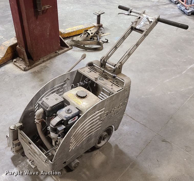 image for item HE9903 Soff Cut X450 concrete saw