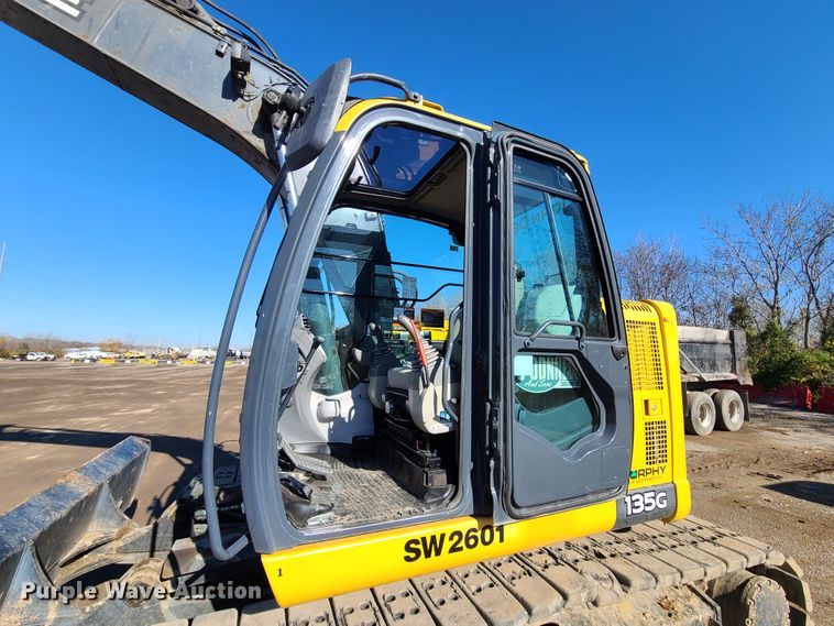 image for item HE9919 2014 John Deere 135G  excavator