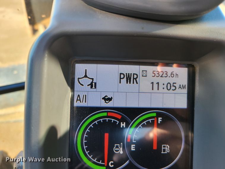 image for item HE9919 2014 John Deere 135G  excavator