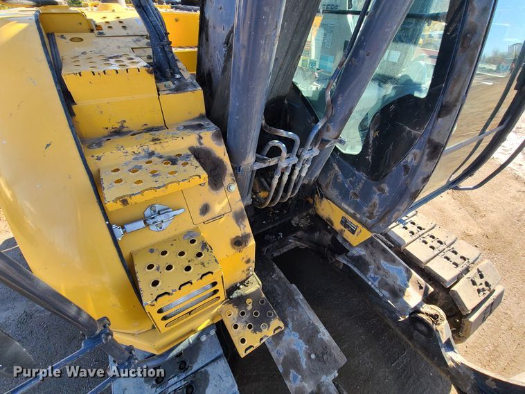 image for item HE9919 2014 John Deere 135G  excavator
