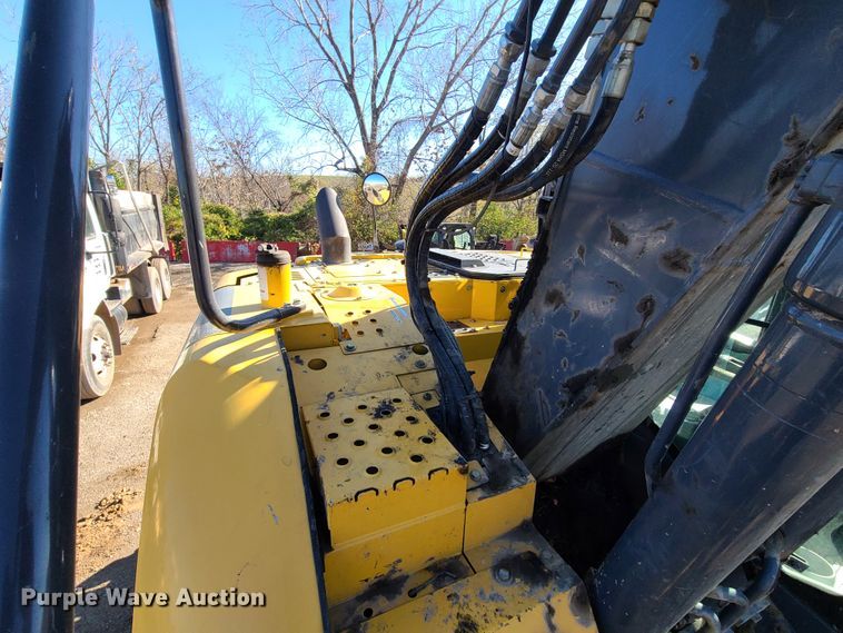 image for item HE9919 2014 John Deere 135G  excavator