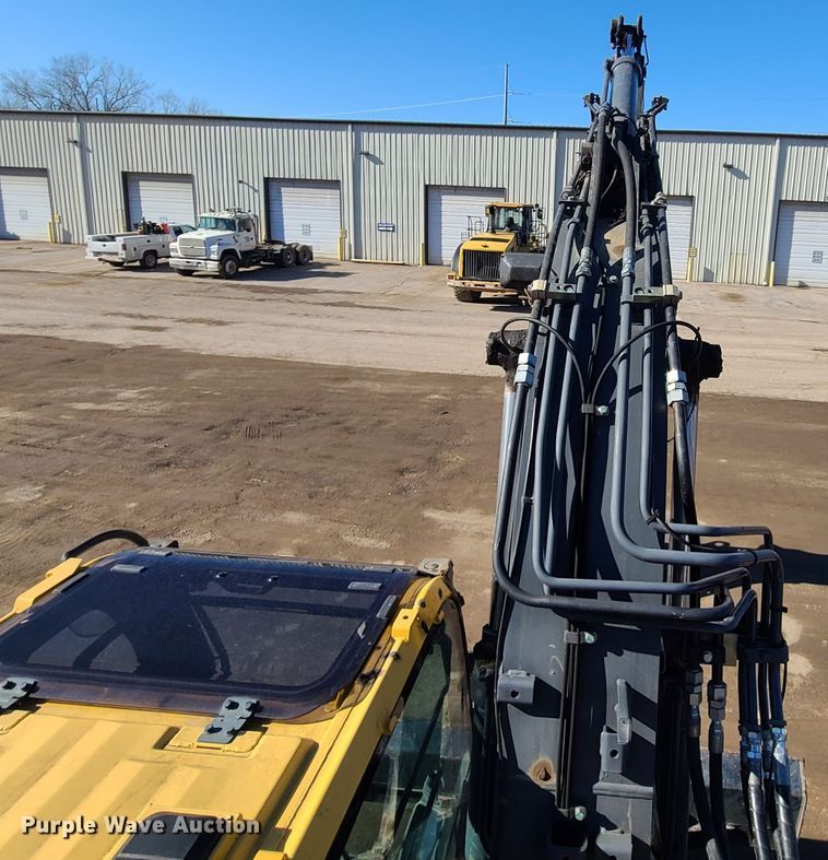 image for item HE9919 2014 John Deere 135G  excavator