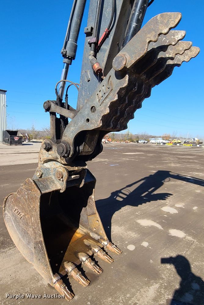 image for item HE9919 2014 John Deere 135G  excavator