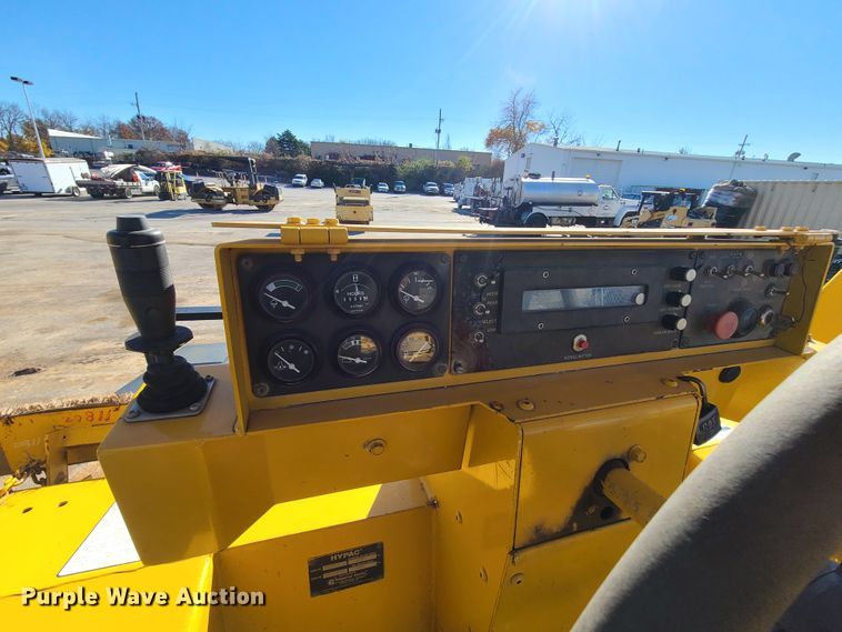 image for item HE9928 Hypac C778B  vibratory double drum roller