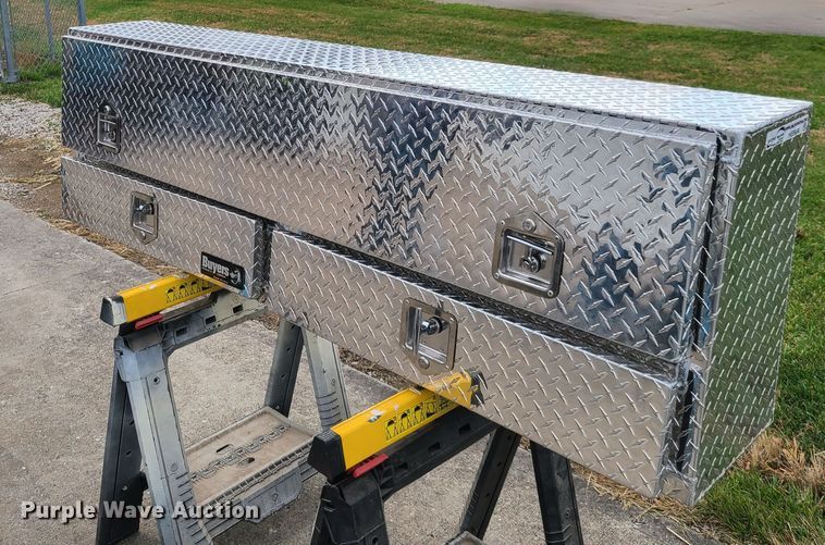 image for item HE9954 Buyers aluminum toolbox