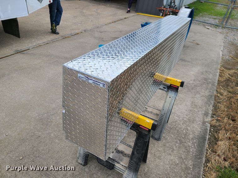 image for item HE9954 Buyers aluminum toolbox