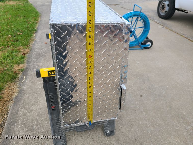 image for item HE9954 Buyers aluminum toolbox