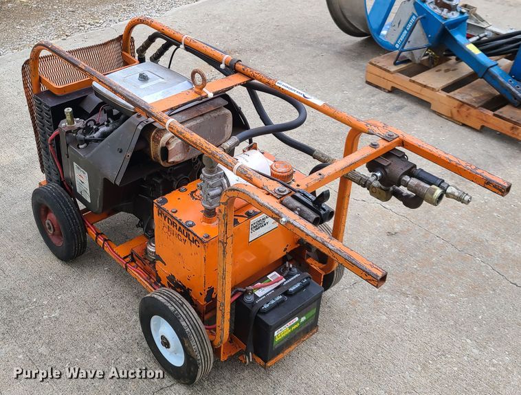 image for item HE9956 Hydraulic power unit