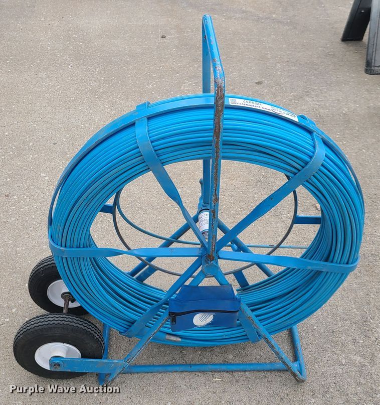 image for item HE9957 Condux fiberglass duct rodder