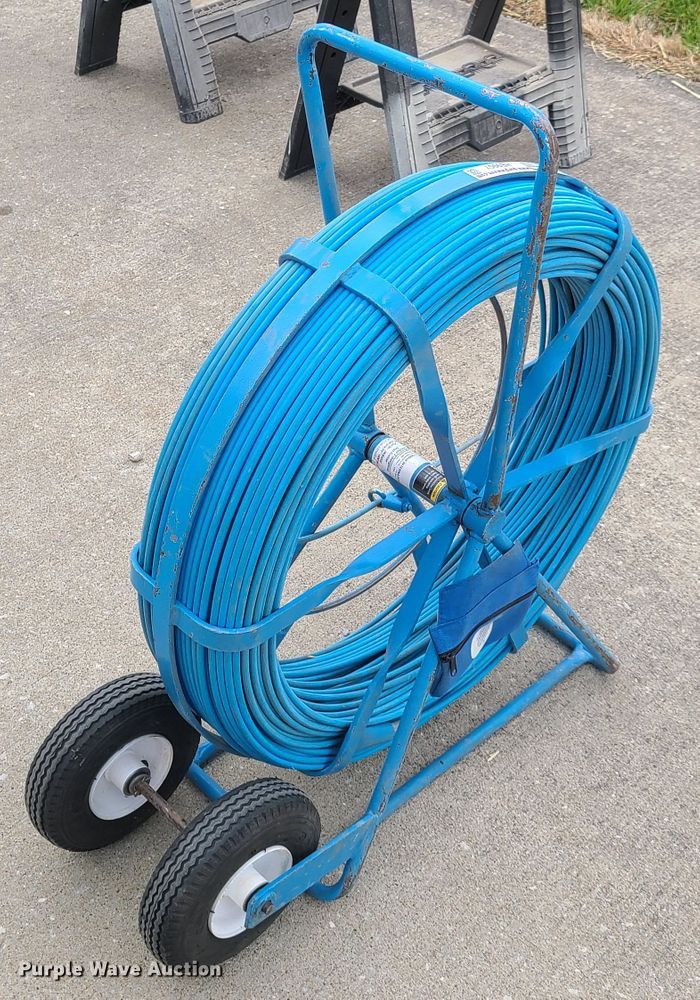 image for item HE9957 Condux fiberglass duct rodder