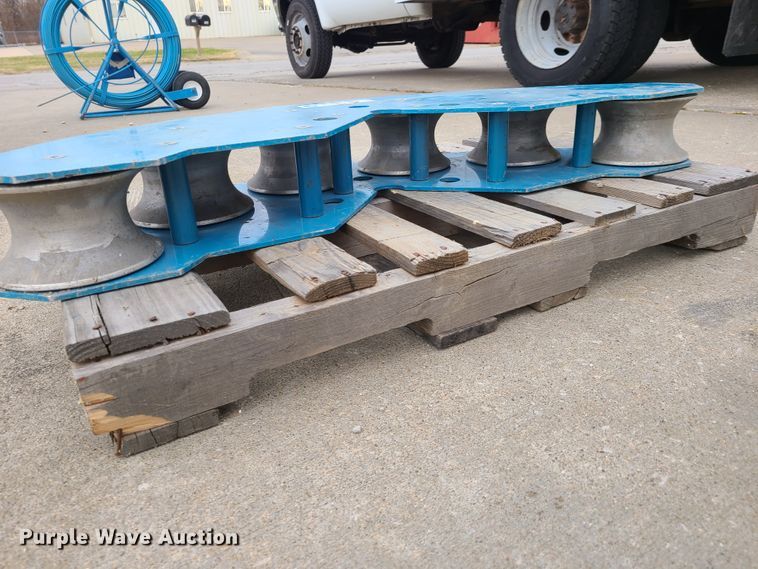 image for item HE9958 Arnco Tension Master CAP301 fiber optic cable puller