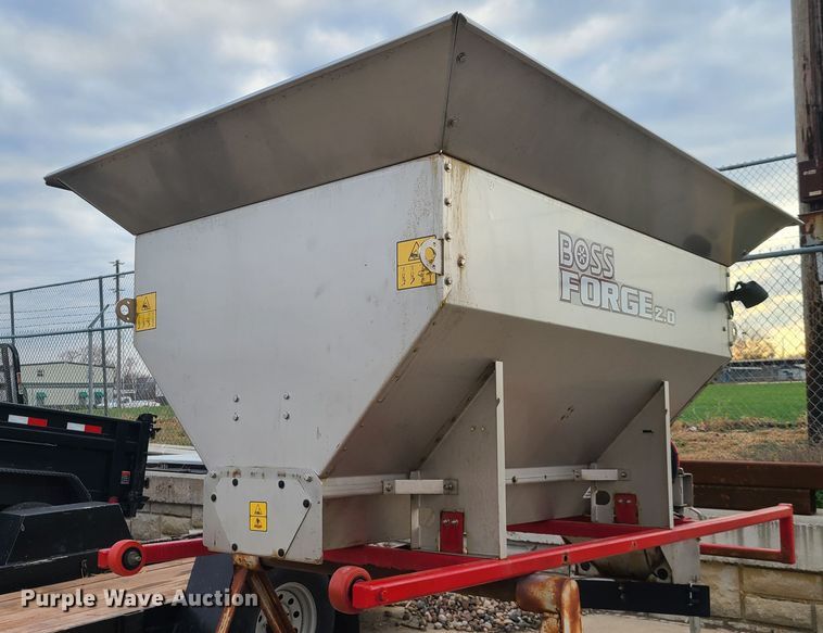 image for item HE9959 Boss Forge 2.0 stainless steel spreader