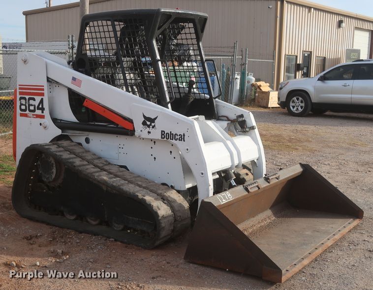image for item HJ9429 2000 Bobcat 864  tracked skid steer loader