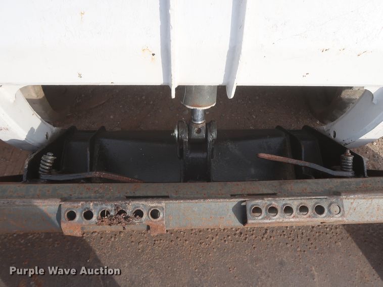 image for item HJ9429 2000 Bobcat 864  tracked skid steer loader