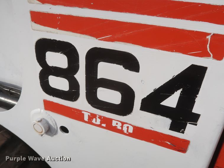 image for item HJ9429 2000 Bobcat 864  tracked skid steer loader