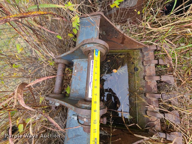 image for item HM9294 36"W excavator bucket