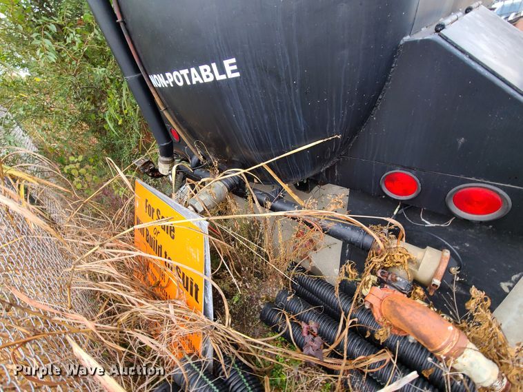 image for item HM9299 Tank bed