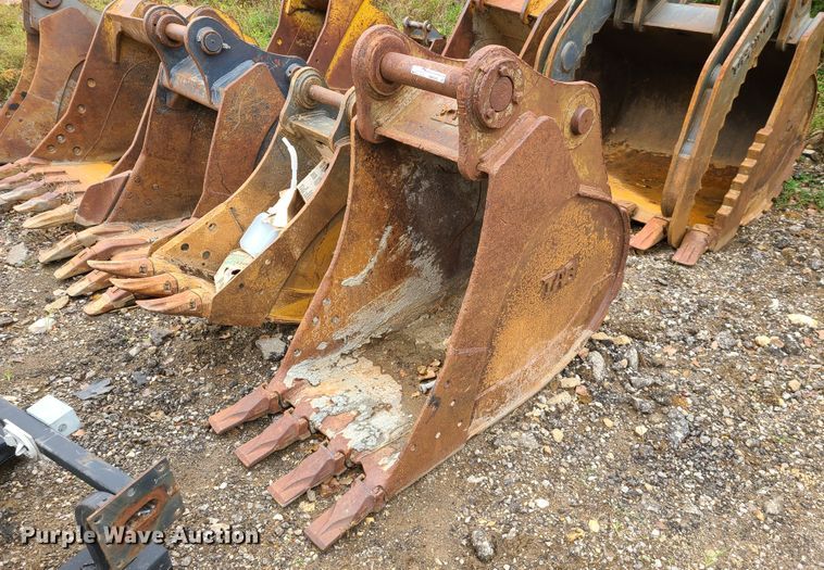 image for item HM9303 TAG 30"W excavator bucket