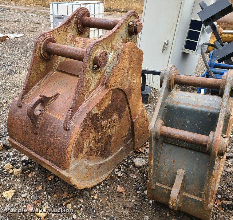 image for item HM9303 TAG 30"W excavator bucket