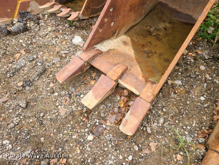 image for item HM9304 GP 30"W excavator bucket