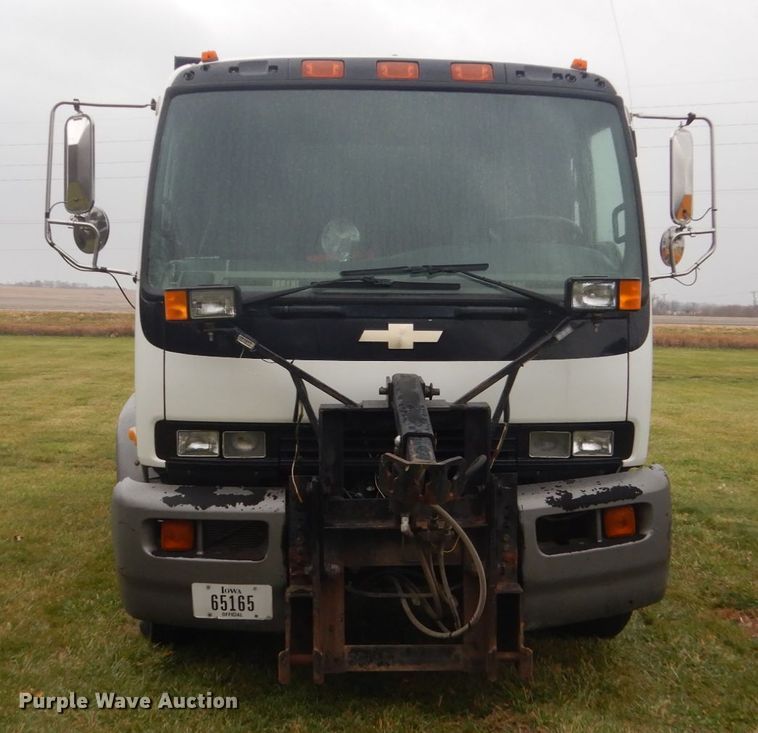 image for item HS9494 1998 GMC T8500  dump truck
