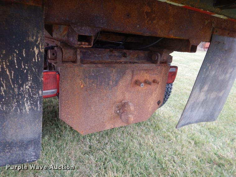 image for item HS9494 1998 GMC T8500  dump truck