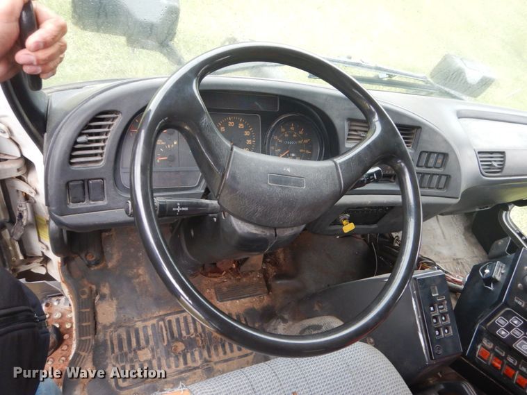 image for item HS9494 1998 GMC T8500  dump truck