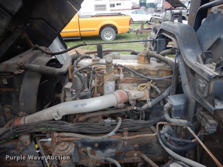 image for item HS9494 1998 GMC T8500  dump truck