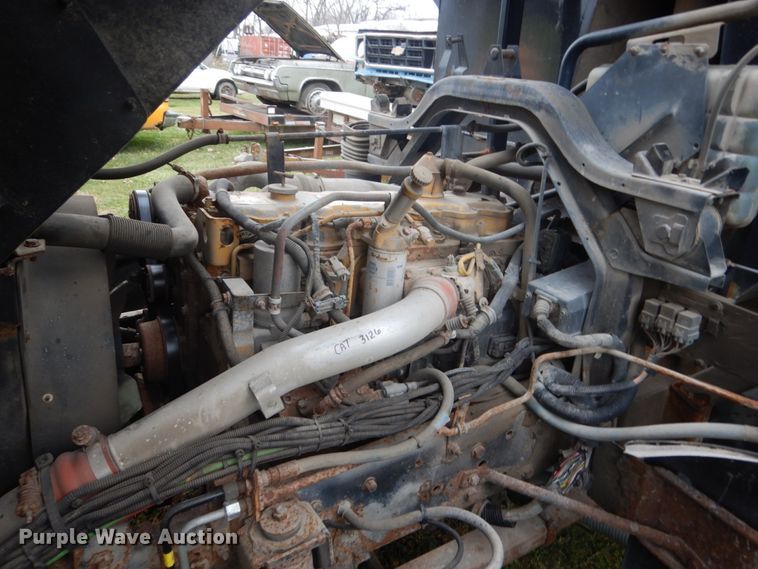 image for item HS9494 1998 GMC T8500  dump truck