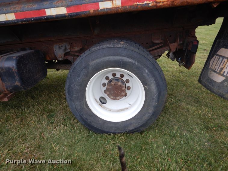 image for item HS9494 1998 GMC T8500  dump truck