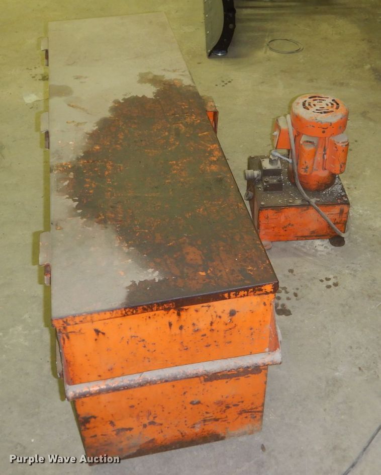 image for item HS9498 Pipe bender