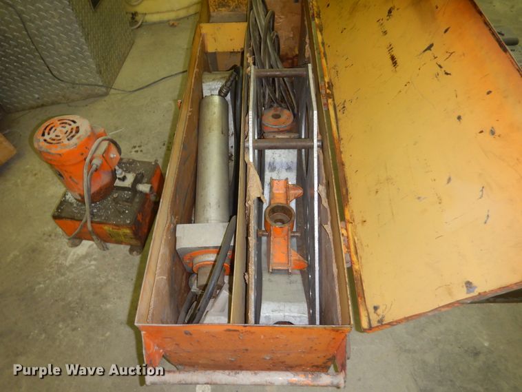 image for item HS9498 Pipe bender