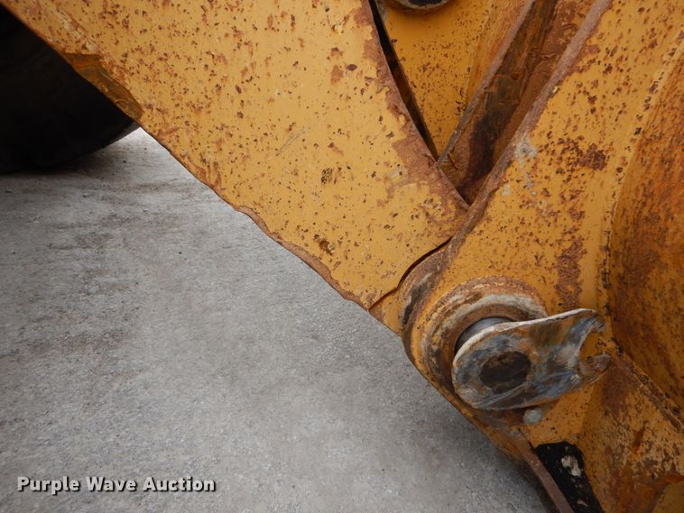 image for item HV9525 2000 John Deere 744H  wheel loader