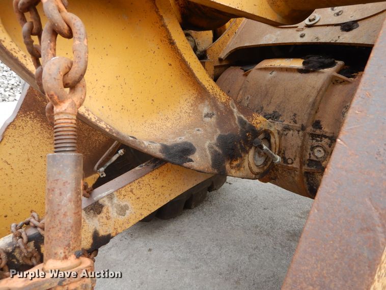 image for item HV9525 2000 John Deere 744H  wheel loader