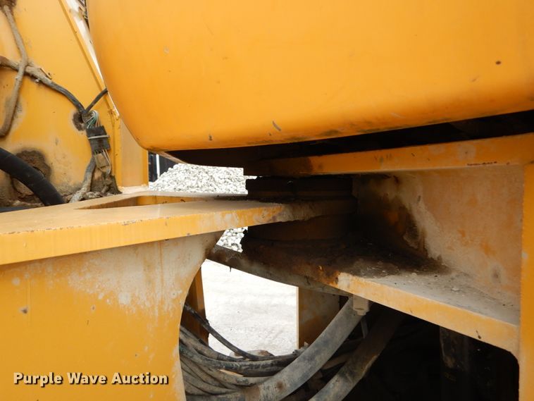 image for item HV9525 2000 John Deere 744H  wheel loader