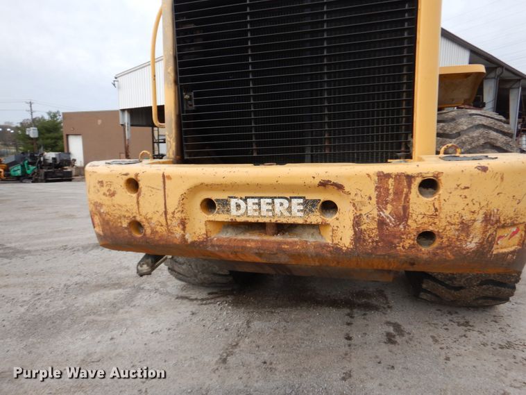 image for item HV9525 2000 John Deere 744H  wheel loader