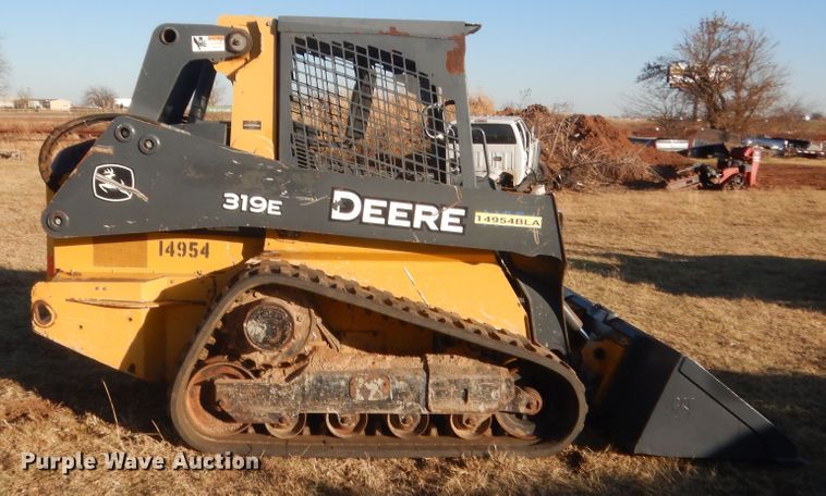 image for item HW9143 2014 John Deere 319E  tracked skid steer loader