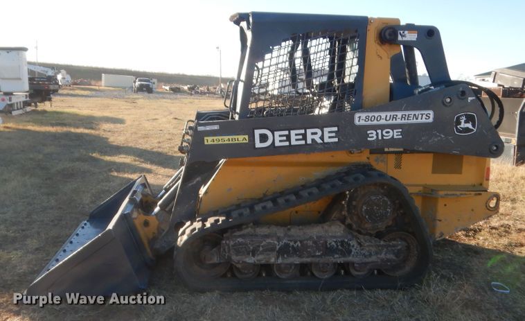 image for item HW9143 2014 John Deere 319E  tracked skid steer loader
