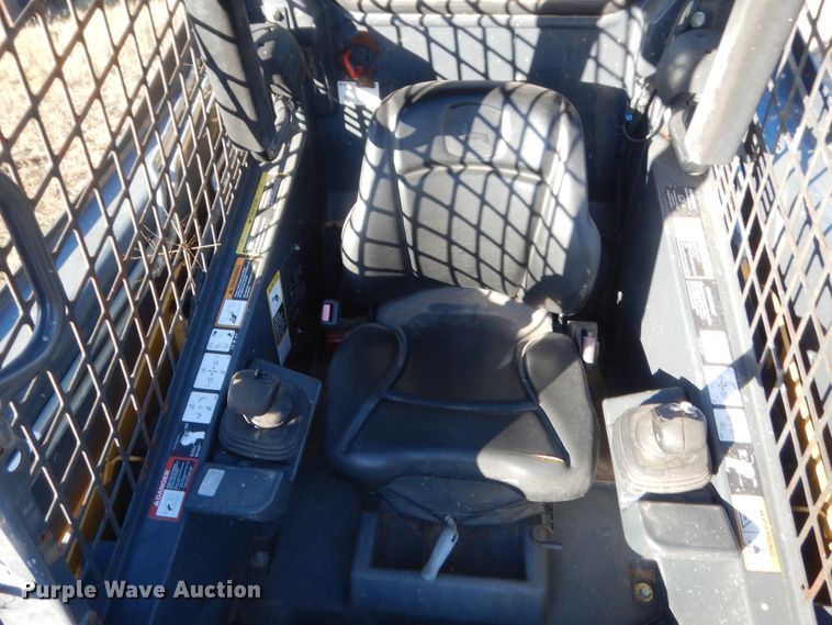 image for item HW9143 2014 John Deere 319E  tracked skid steer loader