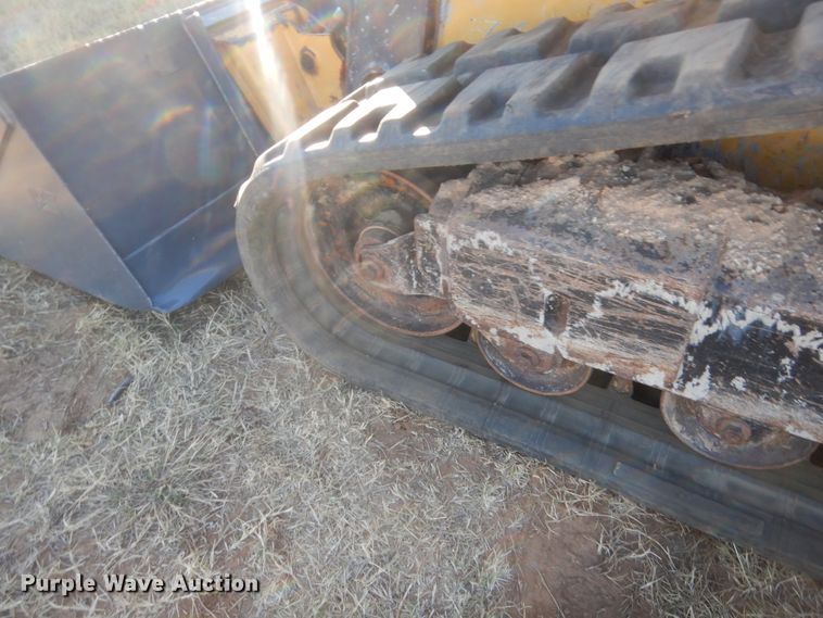 image for item HW9143 2014 John Deere 319E  tracked skid steer loader