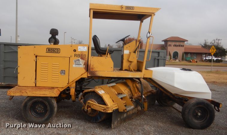 image for item HW9175 Rosco RB48  broom