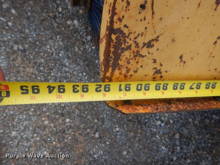 image for item HW9175 Rosco RB48  broom