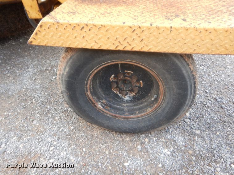 image for item HW9175 Rosco RB48  broom